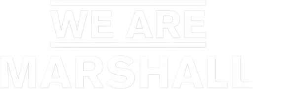 В роковую ночь 1970 года университетская команда по американскому футболу из небольшого городка Хантингтон, расположенного в Западной Вирджинии, разбилась в авиакатастрофе. Погибли все 75 человек — игроки и тренеры…  Пережить эту страшную трагедию и получить надежду на будущее хантингтонцам удается благодаря дерзости и настойчивости молодого тренера Джека Ленджиела, который формирует новую команду…
