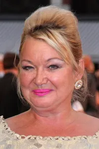 Никола Даффетт