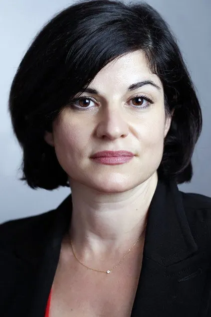 Линн Адрианна