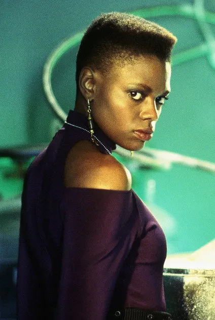 Gloria Lynne Henry