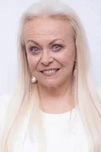 Джеки Уивер