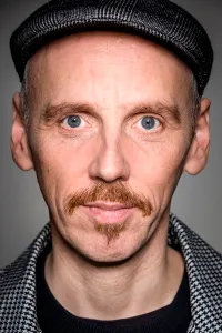 Юэн Бремнер