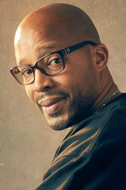Warren G