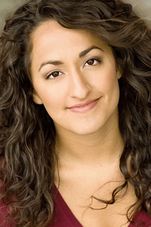Elena Marisa Flores