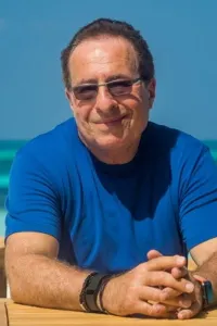 Peter James