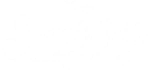 Узнав от волшебного зеркальца, что Белоснежка стала самой прекрасной девушкой на свете,  злая мачеха-королева решила погубить прелестную падчерицу. Но бедная девушка не погибла в лесу, а наоборот, встретила там настоящих друзей - забавных семерых гномов.