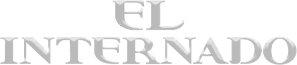 В школе-интернате «Черная лагуна» учатся дети самых влиятельных семей Испании. Начинается новый учебный год и в интернат приходят двое новых учеников: семнадцатилетний Маркос и его маленькая сестра Паула. Их родители пропали без вести и, хотя все считают их погибшими, дети верят в то, что они все-таки вернутся.

В этот же интернат на работу горничной устраивается девушка Мария, сбежавшая из психиатрической клиники. Она разыскивает своего сына, которого у нее похитили много лет назад. Ей стало известно, что он учится в этом интернате.

 Лес, в котором расположена школа-интернат, таит в себе немало загадок: таинственным образом оттуда исчезают люди, лес населен мифическими животными, а ночью там происходят и вовсе немыслимые вещи…