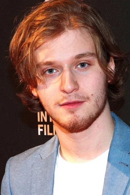 Фред Хечингер