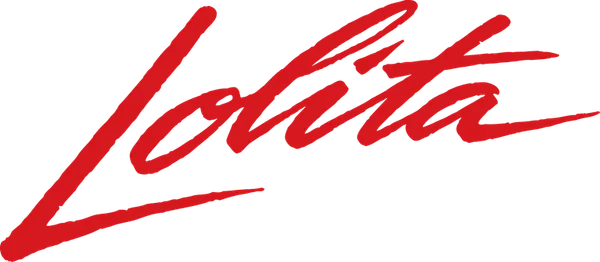 Эмигрант из Европы Гумберт Гумберт, недавно приехавший в Рамсдэйл, Нью-Хэмпшир, в смятении чувств разработал хитроумный план. Он собирается жениться на Шарлотте Хэйз. Таким образом он всегда сможет находиться рядом со своей возлюбленной — прелестной дочерью Шарлотты!