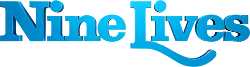 Том Бренд — миллиардер-трудоголик с чудинкой. Он с головой погружен в работу и немного выпал из семейной жизни — даже подарок дочери он покупает в последний момент. Ребекка мечтает о настоящем коте, и как бы Том ни презирал животных, он отправляется в зоомагазин, где выбирает самого роскошного кота по кличке Мистер Пушистые Штаны. В спешке на праздник дочери Том попадает в аварию, а очнувшись, обнаруживает себя в теле этого самого кота. Пока Том-человек отсыпается в больнице, Том-Пушистые Штаны вынужден на собственной шкуре испытать все прелести кошачьей жизни и вернуть любовь семьи, чтобы не остаться навсегда в роли питомца. Благо, жена и дочь принимают кота как родного. Но как заставить их разглядеть в Мистере Пушистые Штаны раскаявшегося отца семейства?