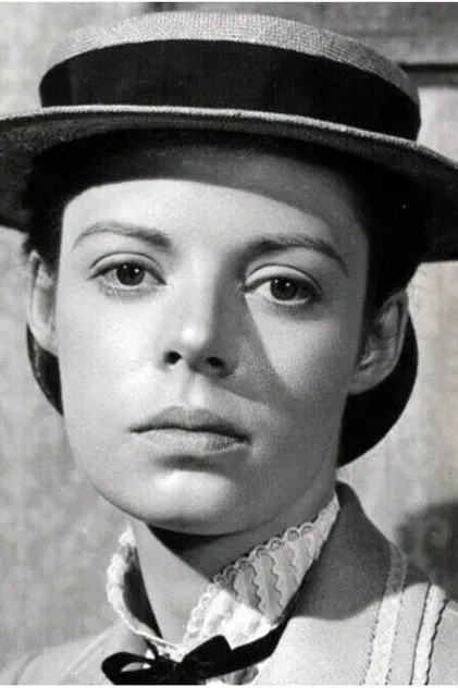 Dee Carroll