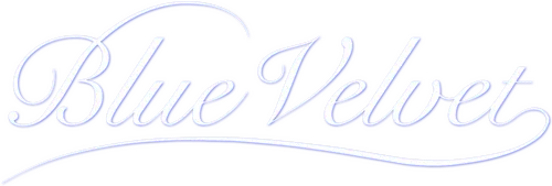 В связи с болезнью отца, Джеффри Бомон был вынужден на время оставить столичный колледж и вернуться в родной городок, и ему пришлось пережить целый ряд загадочных и страшных событий. Все началось с того, что неподалеку от дома он нашел человеческое ухо, которое сдал в полицию инспектору Уильямсу…