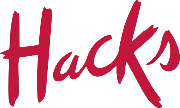 Легендарная комедиантка из Лас-Вегаса Дебора Вэнс берёт под своё крыло начинающую артистку и в своей манере делится с ней полезными профессиональными наставлениями.