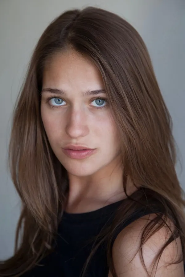 Лола Кирке