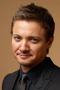 Джереми Реннер