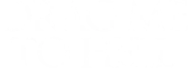 Кристина Браун живет в Лос-Анжелесе, работает в банке, оформляя клиентам ссуды, у нее обаятельный и любящий бойфренд, профессор Клэй Далтон. Все складывается хорошо и, казалось, что жизнь удалась…, но только до тех пор, пока в банке не появляется некая миссис Гануш с просьбой об отсрочке ипотечного кредита.