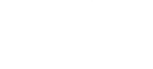 Гилберт Грейп живет в штате Айова, в крошечном городке с населением в тысячу жителей. У него две сестры, слабоумный брат и толстуха-мать. Гилберт тянет лямку в магазине и крутит роман с замужней дамой. Но все меняется, когда в городок приезжает красивая молодая женщина по имени Беки.