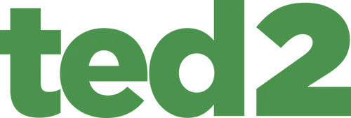 Плюшевый беспредельщик продолжает сводить с ума чопорную интеллигенцию. На этот раз говорящий медвежонок с большим эго и его длинноногая блондинка решили завести ребенка. Там где не постаралась природа, на помощь приходят звездные доноры, городские сумасшедшие и верный друг Джонни. Он только что расстался с Лори и готов к новым авантюрам. Третий здесь совсем не лишний.