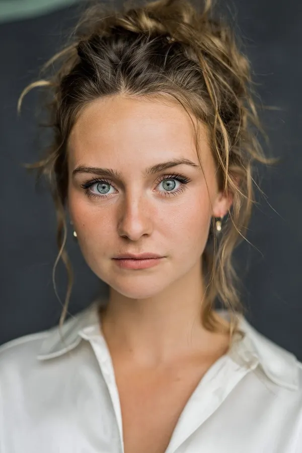 Sophie Wolff