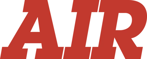 1980-е. Продавец кроссовок из фирмы Nike Сонни Ваккаро и соучредитель Nike Фил Найт пытаются подписать контракт с многообещающим спортсменом Майклом Джорданом.