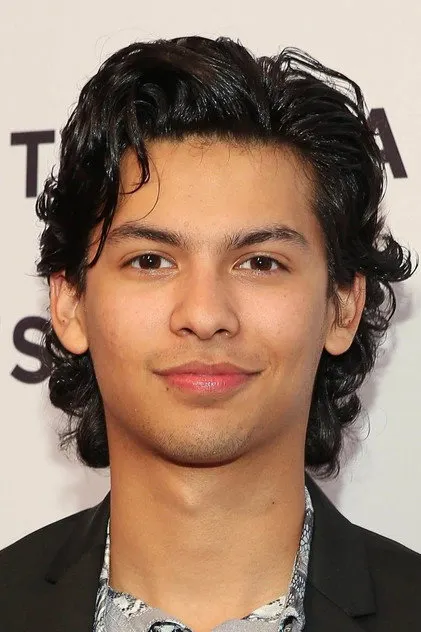 Xolo Mariduena